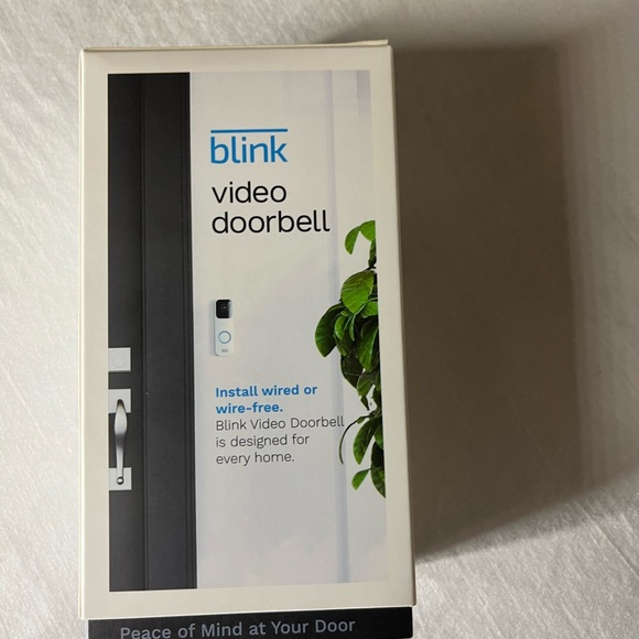 Blink White Video Doorbell - Picture 2 of 5